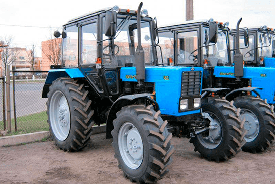 Traktor mtz 82 1